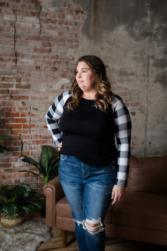 Plus Size Plaid Long Sleeve Top