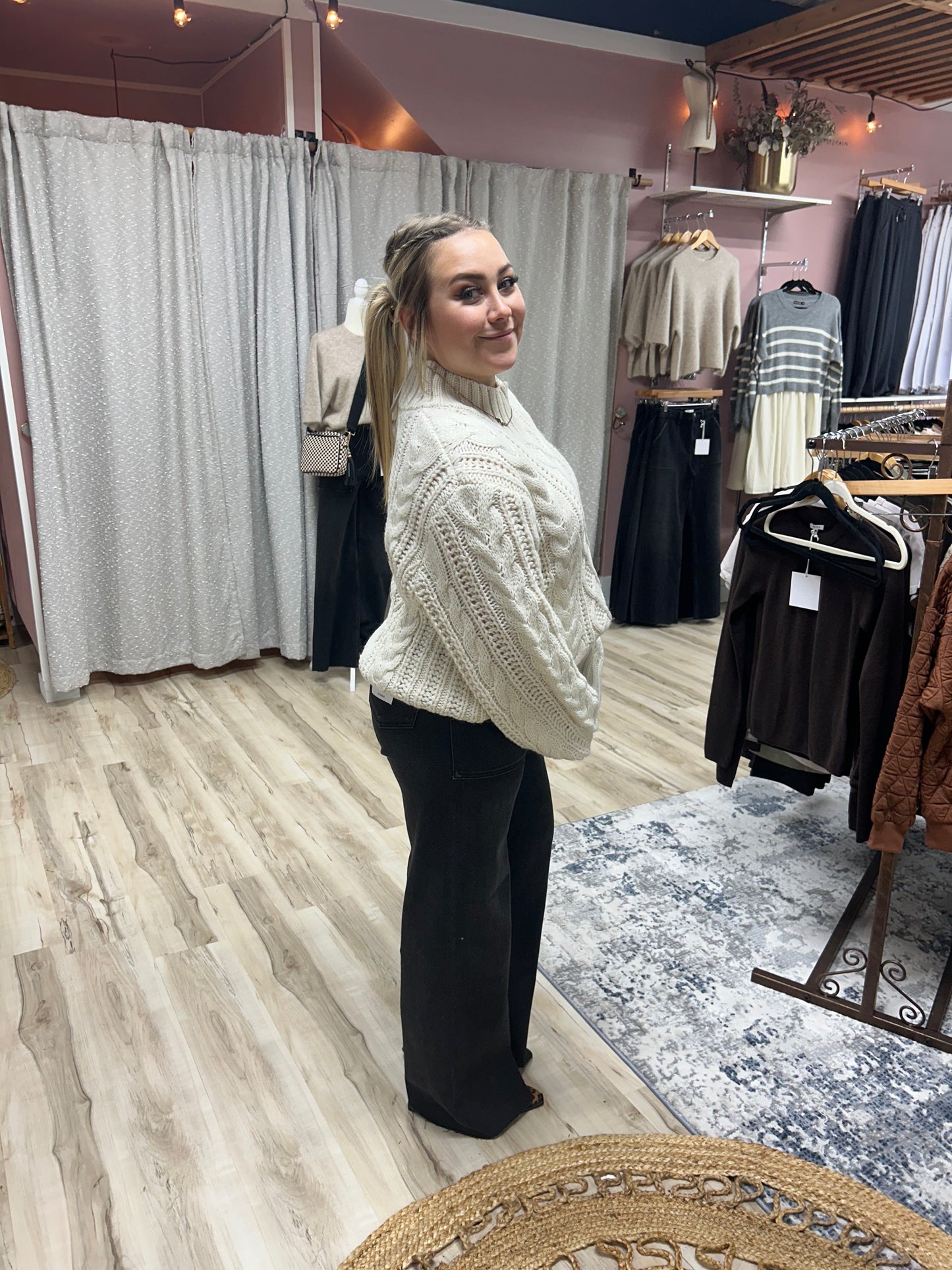 7 Diamonds - Timeless Chunky Knit Sweater - Mock Neck