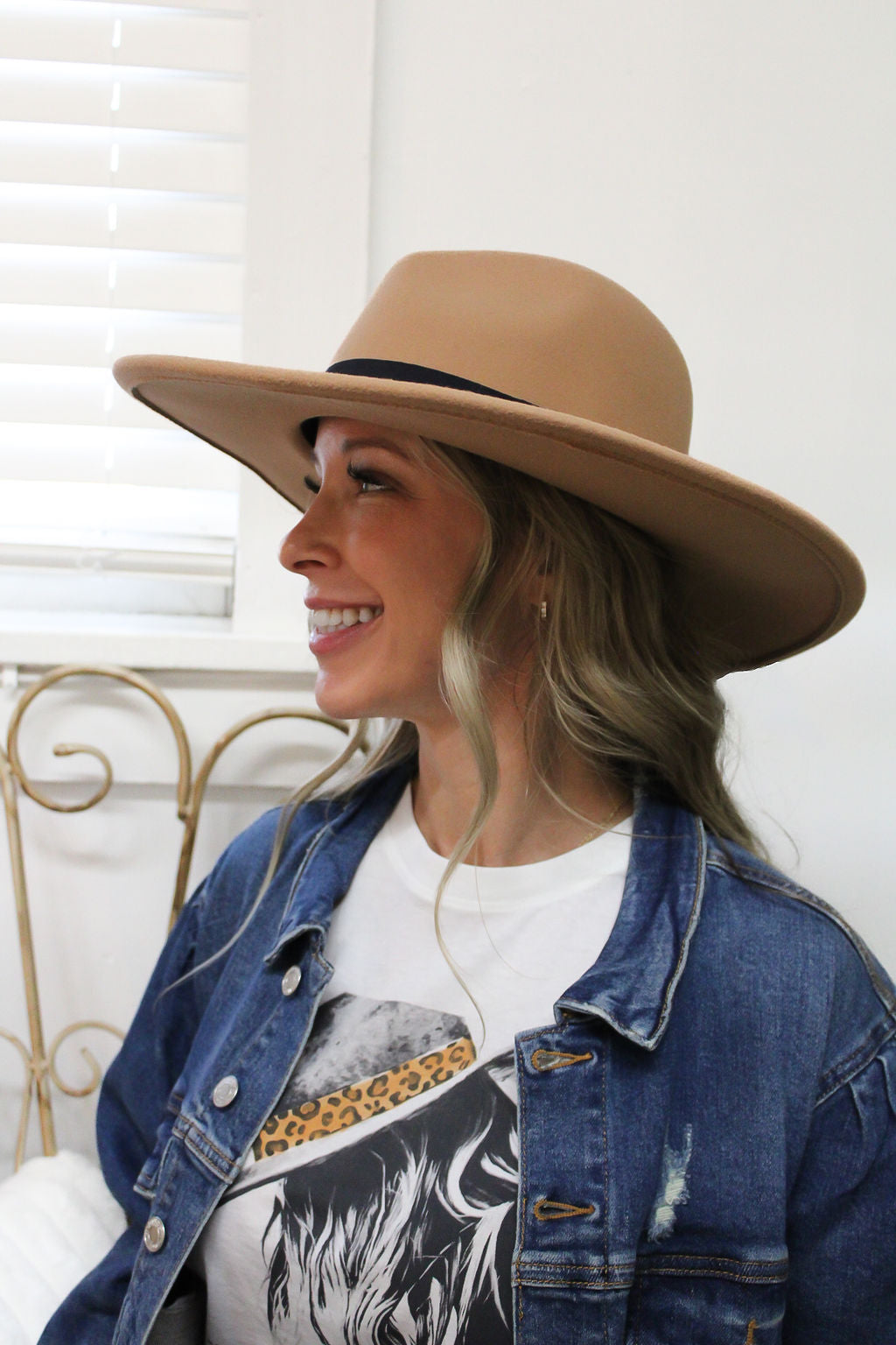 Camel Wide-Brim Fedora Hat